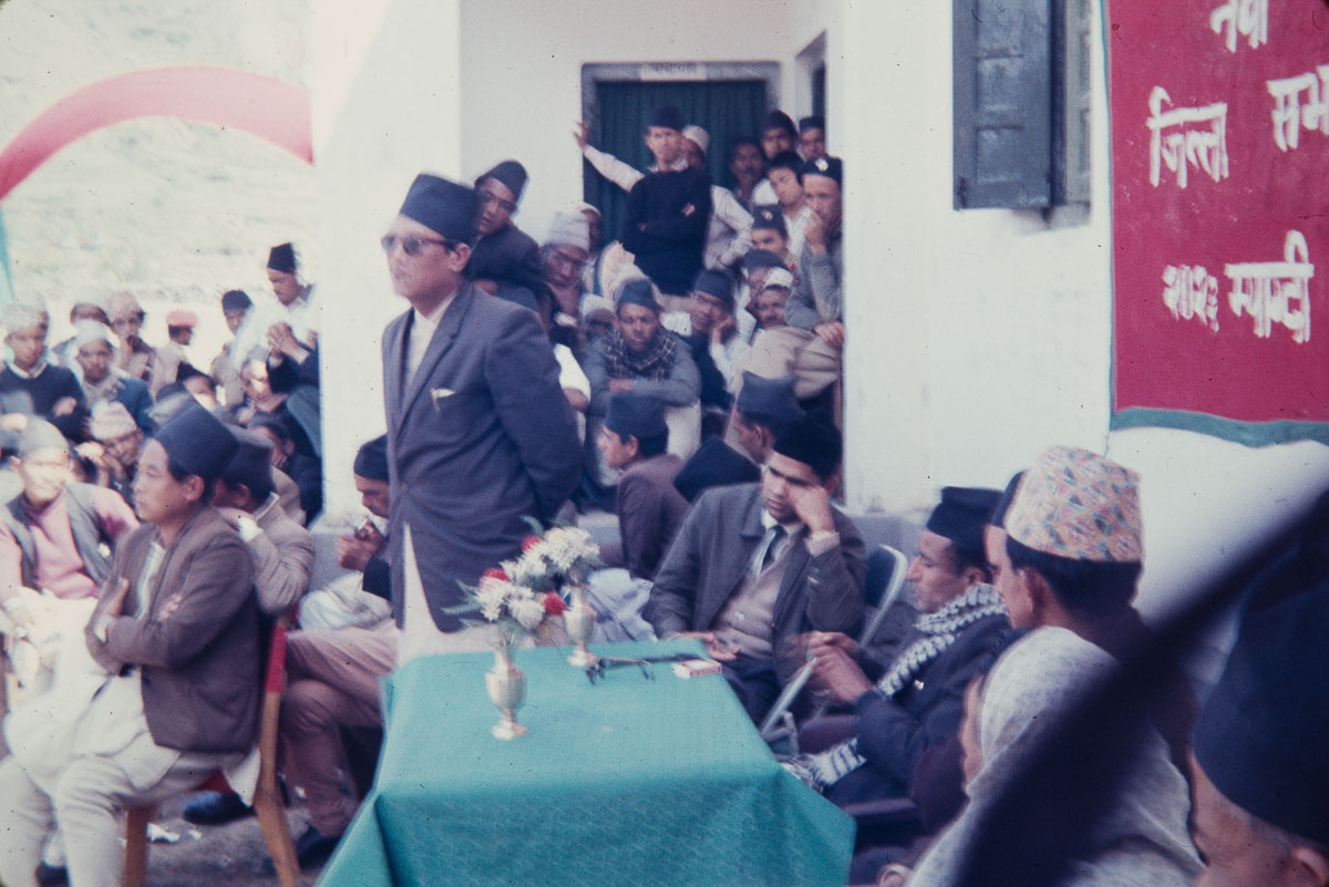 Date: 1967-03-28 Location: Beni, Myagdi Description: Myagdi District Assembly.