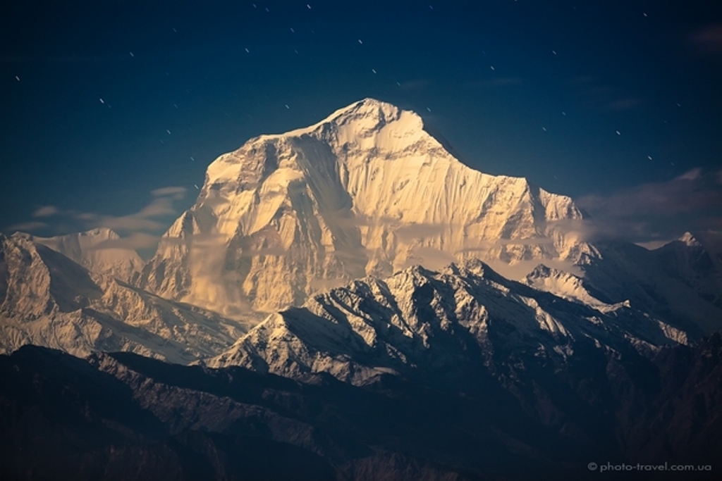 dhaulagiri-the-earths-th-highest-mountain-in-the-light-of-the-rising-moon-nepal–29136