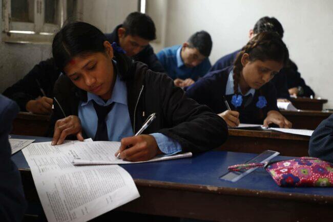 see-exam_SWxkkuvOp8-650×433